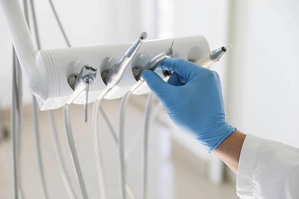 Professional Tooth Extraction technician working in New Waverly, TX